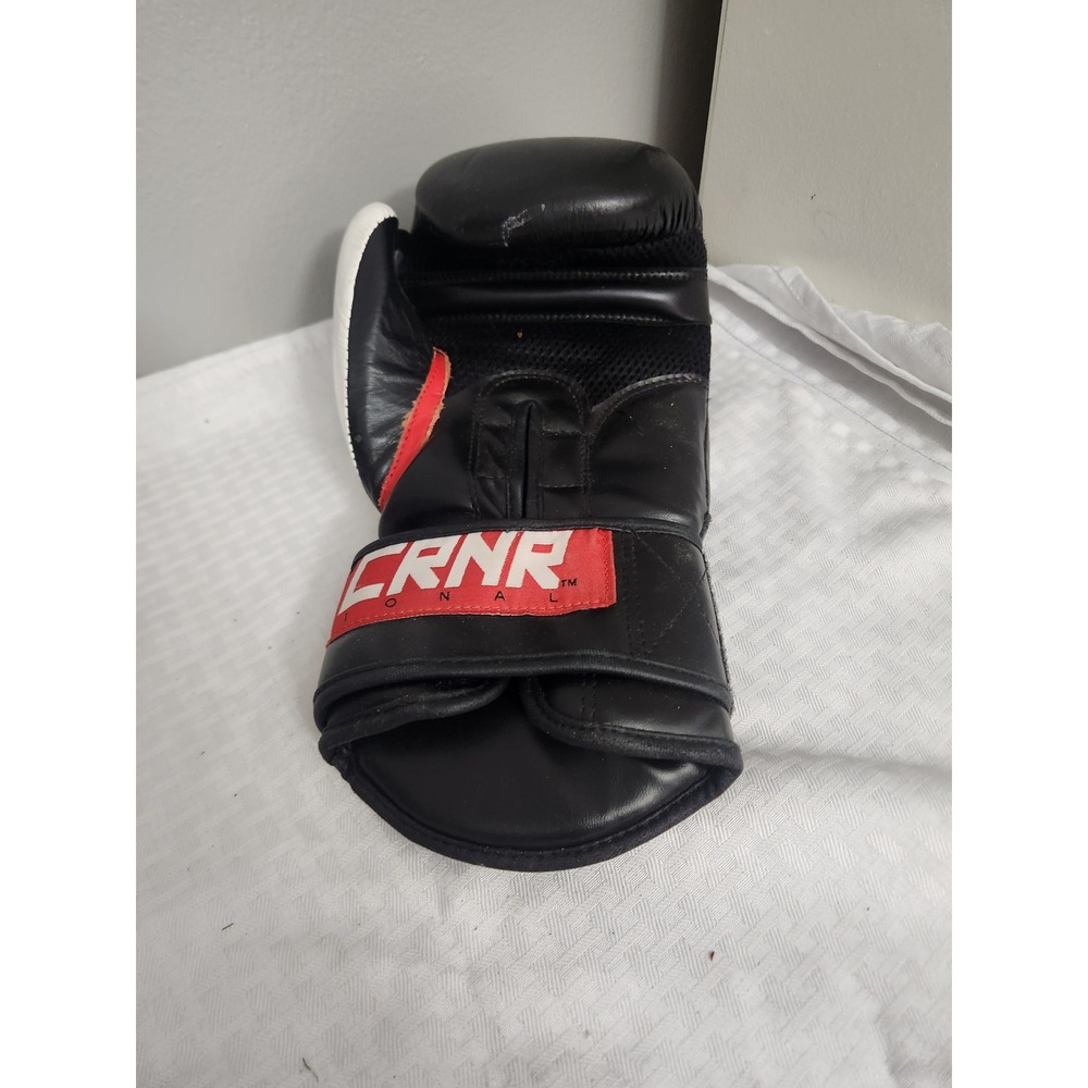 Combat Corner CRNR MFT Air Boxing Glove 14 oz Black Red Right Hand Only